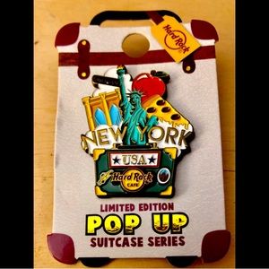 Hard Rock Cafe New York Limited Edition Pop Up Suitcase Series pin new NYC